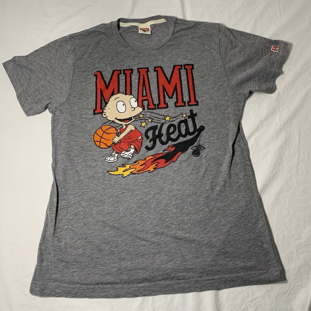 Homage Men's‎ Miami Heat Rugrats Gray  T-Shirt NBA Basketball Size Medium